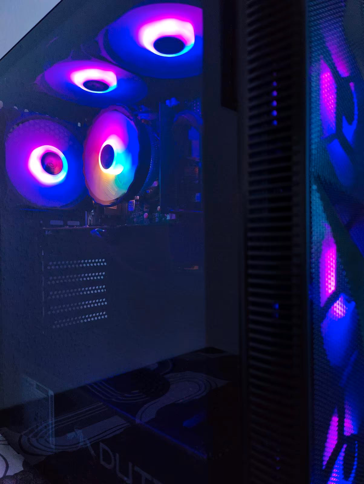 GAMING PC GTX 1060 I5 6400 16GB RAM 256GB SSD RGB