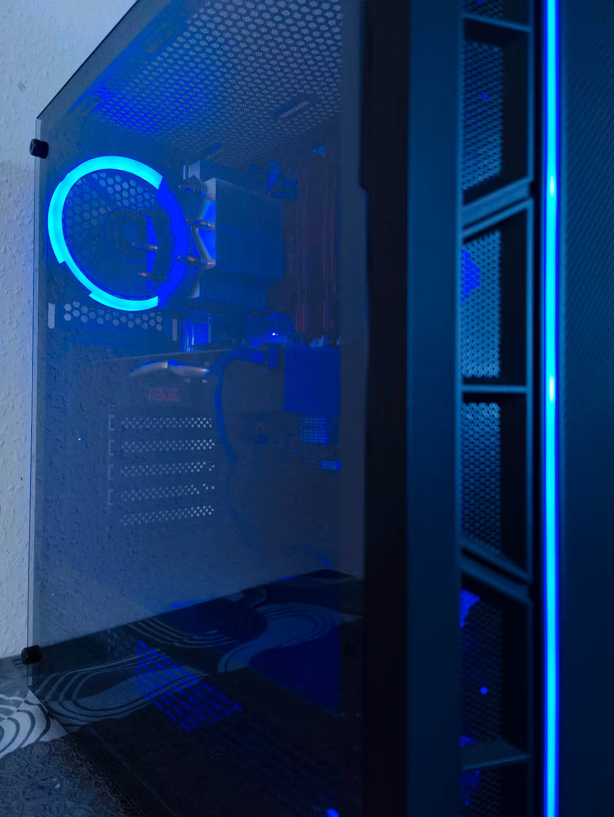 GAMING PC GTX 1060 6 GB I5 6400 16GB 256GB SSD RGB