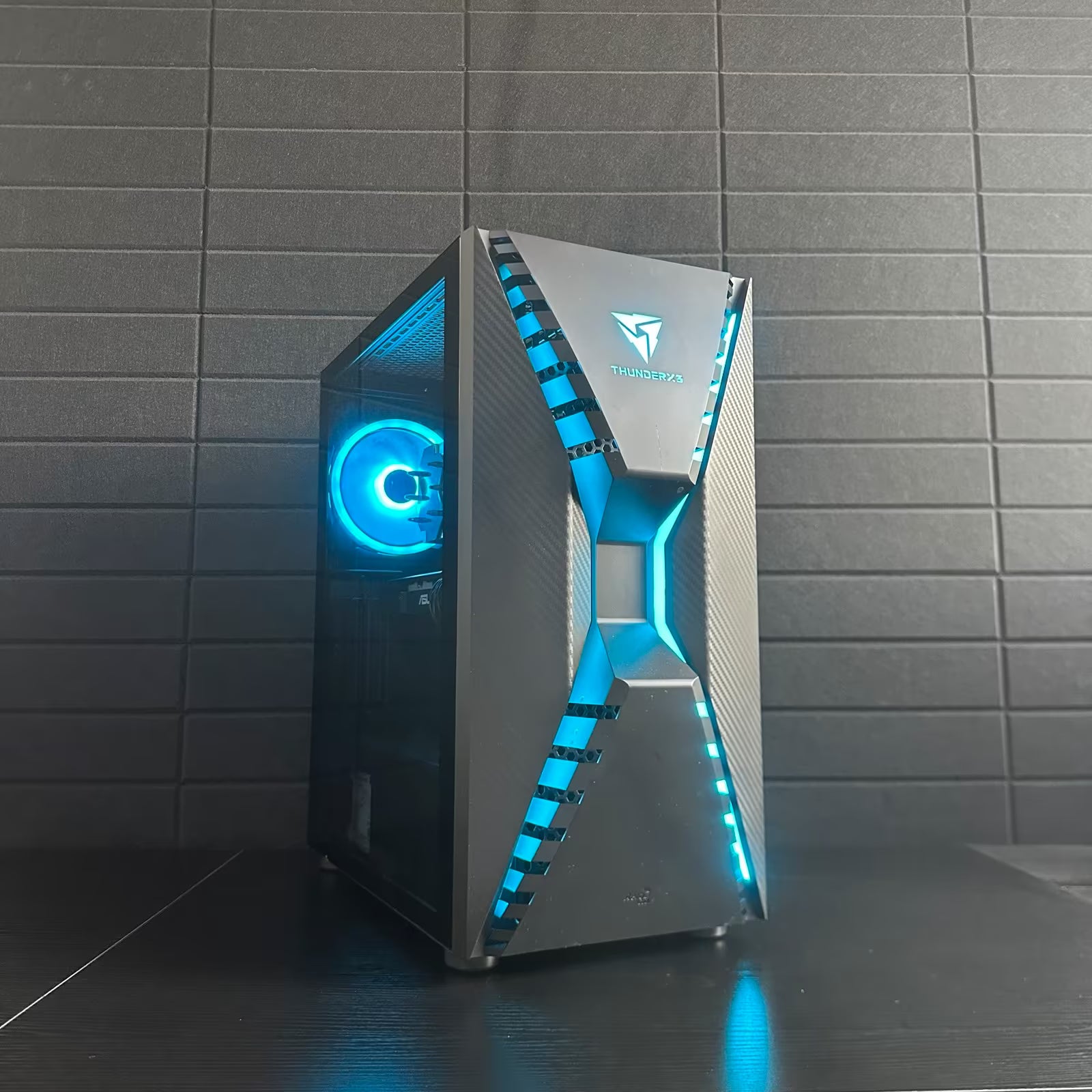 GAMING PC RX 580 8GB I5 6400 16GB RAM 256GB SSD RGB