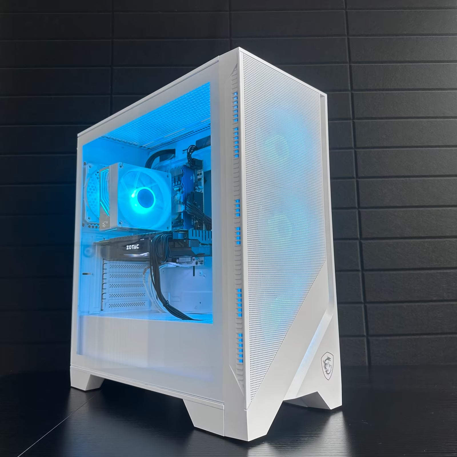 GAMING PC GTX 1070 8GB I7 6800K 16GB RAM 256GB SSD RGB